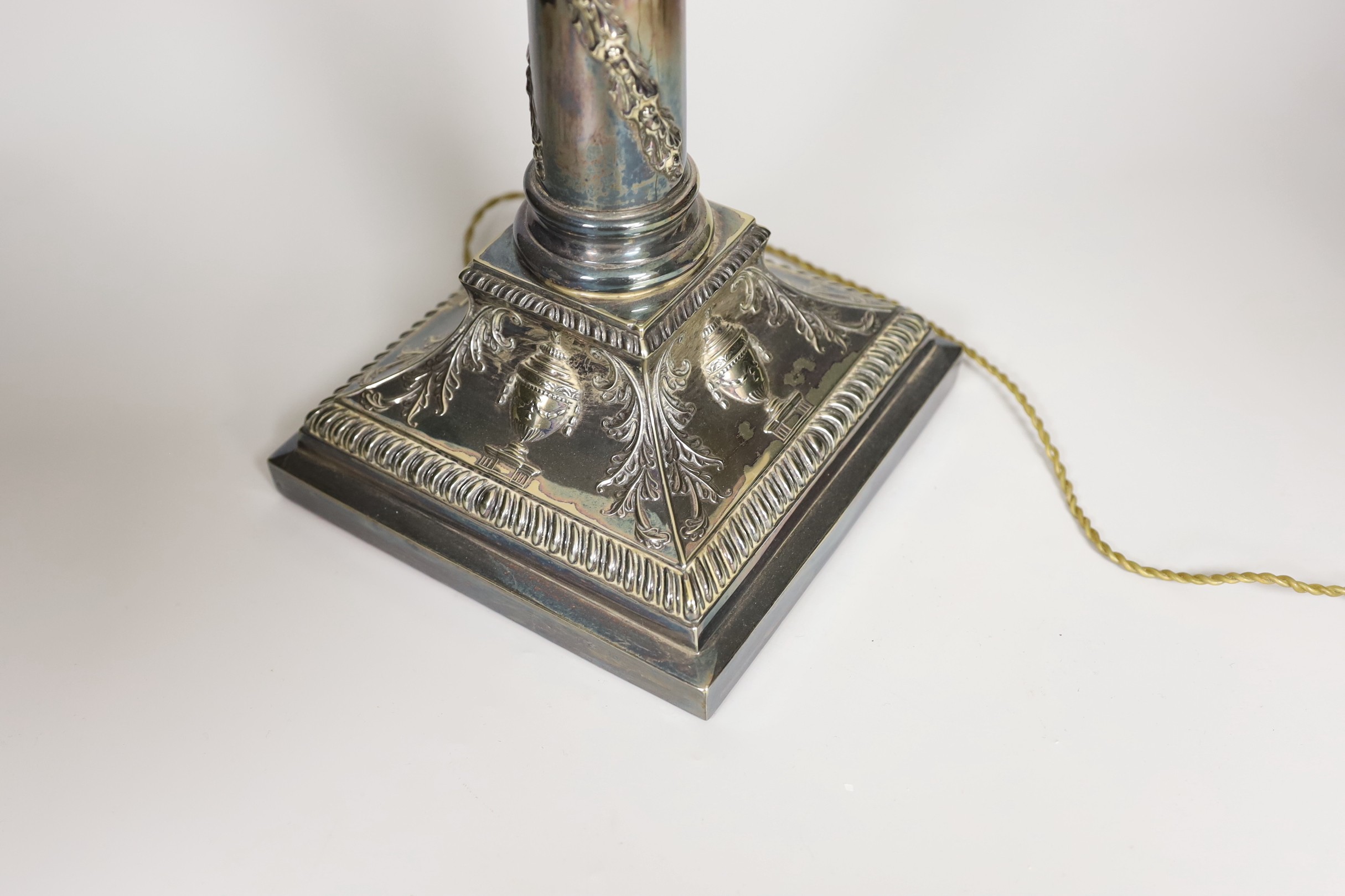 A Victorian silver plated Corinthian column table lamp, 45cm tall excl light fittings
